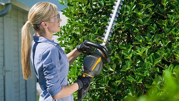 Electric hedge trimmers