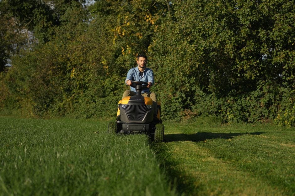Stiga estate 2084 lawn tractor on sale