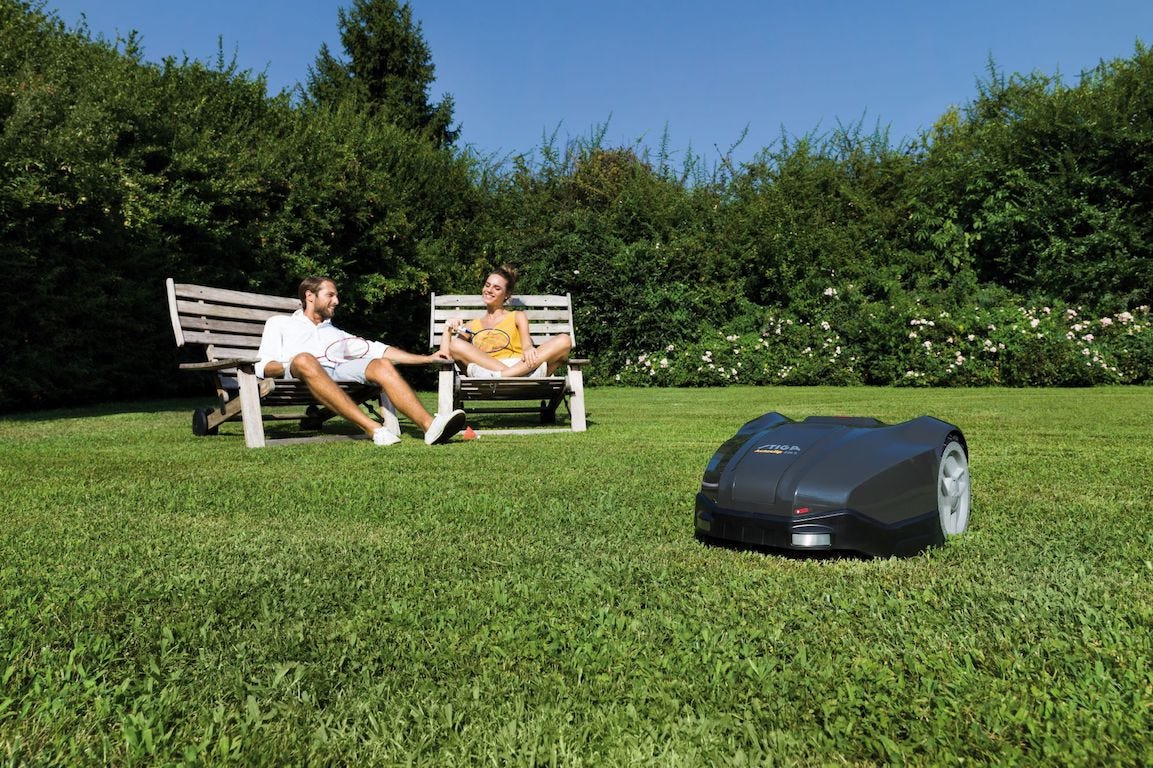 robot tondeuse stiga pour un jardin écologique