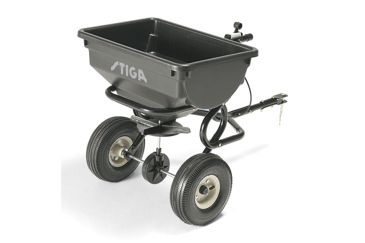 You can easily apply salt, lime, sand, fertiliser and seeds over large areas by attaching a STIGA rotary spreader to your Park front mower.